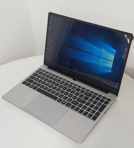 ノートパソコン新品 i7/8GB/SSD128GB/15.6インチ