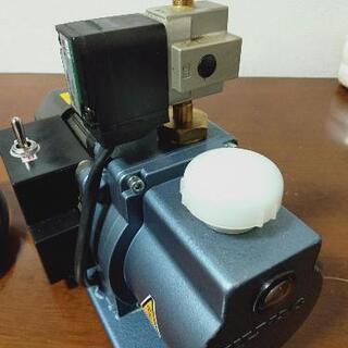 ULVAC　アルバック機工
油回転真空ポンプ