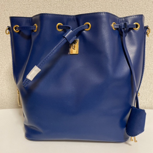 新品未使用　【ネット決済・配送可】サマンサタバサ　巾着型　ショルダーバッグ