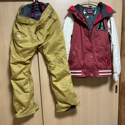 【スノボ一式セット売り可】スノーボードウェア　レディース