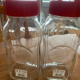 果実酒瓶　2本
