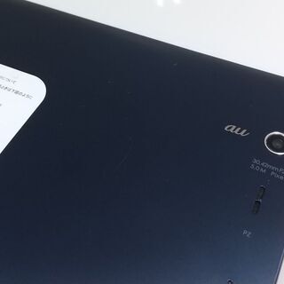 LG(エルジー) Qua tab PZ 16GB ネイビー LGT32 auの画像
