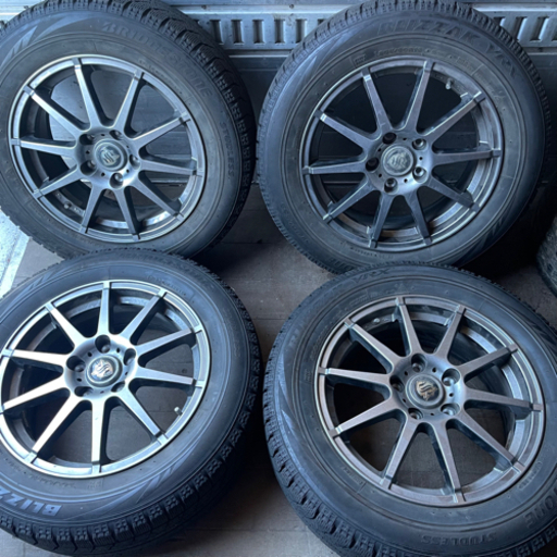 アルミホイール付き　BRIDGESTONE VRX 205/60R16 スタッドレス  タイヤ