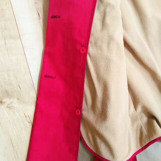 真っ赤なロングコート 中古品 !　お手数ですが、プロフィールをご確認ください。の画像