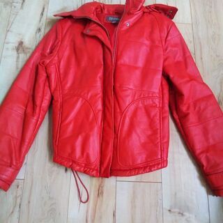 WILSONS LEATHER ファー付き真っ赤なライダースジャケット 中古品！　お手数ですが、プロフィールをご確認ください。の画像