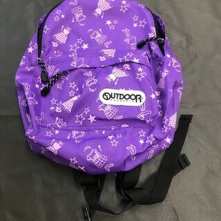 ★OUTDOORのデイパック（リュックサック）・小さめのパープルです。