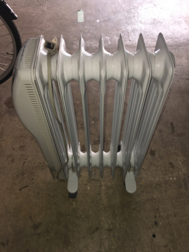 電気オイルヒーター
