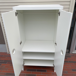 ■美品■IKEA イケア BUSUNGE ブースンゲ　ホワイト デザイン収納の画像