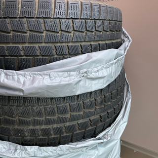 決まりました【タイヤ】ヴォクシー、プリウス‪α‬等 スタッドレス 205/60R16 92Hの画像
