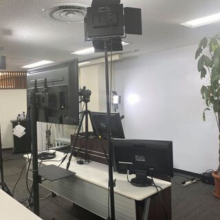 新橋・貸会議室でお客様対応のお仕事です。の画像