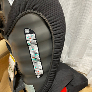 メルセデスベンツジュニアシートの画像