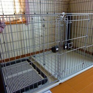 ★犬用サークル（ブラック&シルバー ワイド）今年８月購入・新品わ...