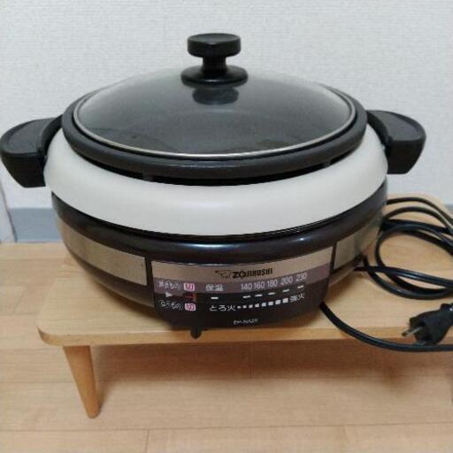 ZOJIRUSHI グリルなべ EP-NA20\nホットプレート\n1台2役 大型タイプ 5.3Ｌ\n\n 大阪門真市
