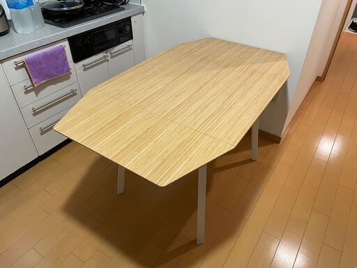 IKEA テーブル