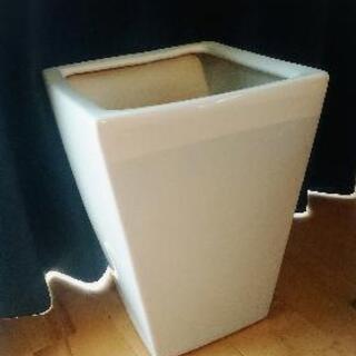 値下げ！(美品)植木鉢 白 ホワイト 陶器 観葉植物  鉢