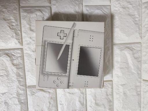 Nintendo ds Lite 箱付き