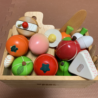 【メルカリ 売切れ】ウッディプッディ 木製おままごとセット