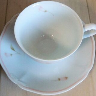 ☆ノリタケ Noritake FLO’s collection フロスコレクション カップ&ソーサー◆おしゃれなティータイムの画像