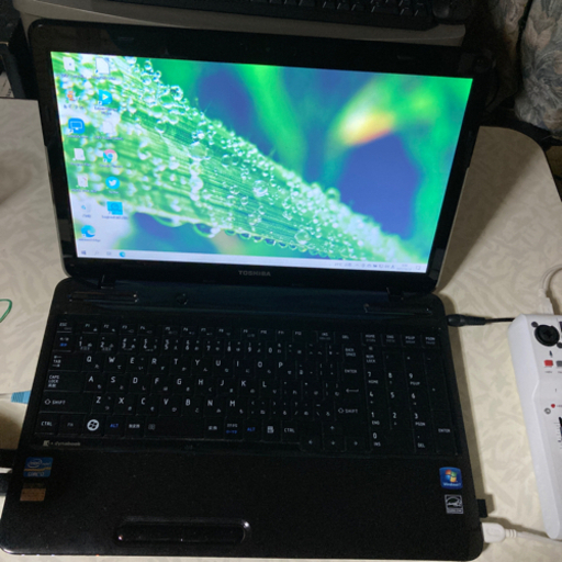 TOSHIBA dynabook i7  10月14日で〆切ます。