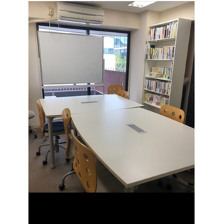 会議用大型テーブル