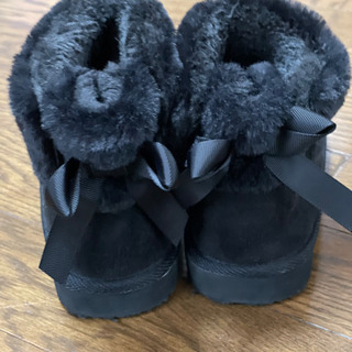 H&M ブーツの画像