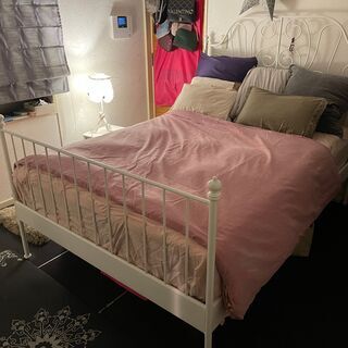 LEIRVIK Ikea Queen Bed マットレス・マット付き ベッド