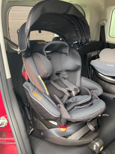 アップリカ　フラディアグロウ　チャイルドシート