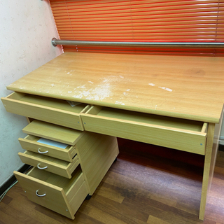 木製　机　デスクの画像