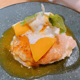 カフェ・ランチを楽しむ女子友達