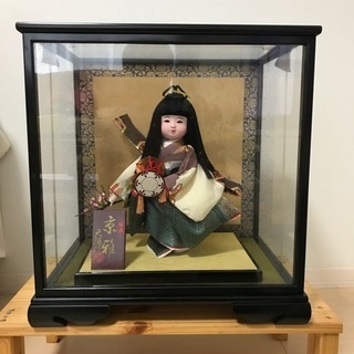 日本人形　ケース入り