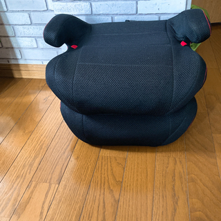 ジュニアシート　２つあります！の画像