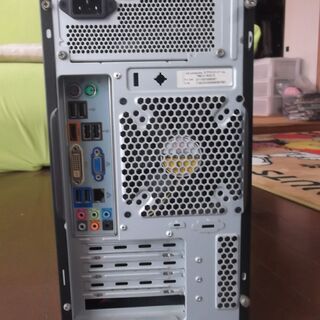 103 WIN11の自作パソコン＋19インチモニター　新品SSD120GB＋500GB　の画像
