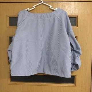 【お譲り先決定】19.ブラウス　フリーサイズ【新品】