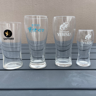ビールグラス14個　サントリー、サッポロロゴ付きの画像