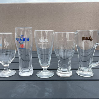 ビールグラス14個　サントリー、サッポロロゴ付きの画像