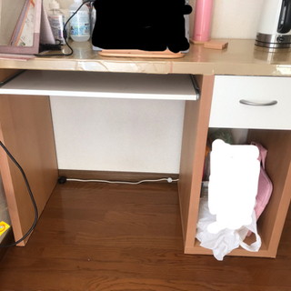 無料　パソコンデスク