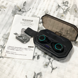ワイヤレスイヤホン
