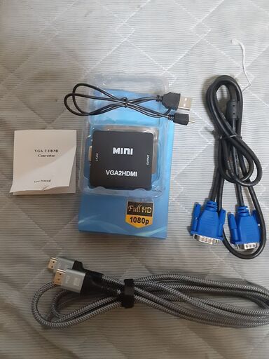 ４Ｋ対応HDMIケーブル＋HDMI変換コンバータ＋ディスプレイケーブル（両方１５pin)中古美品