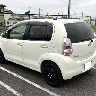 本車検丸2年付き！令和5年10月迄！KGC30パッソ！地デジ、Bluetoothの画像