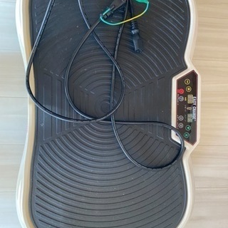 早い者勝ち！大人気！ブルブルマシーン！エアプリエ！２点セット！の画像