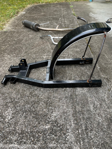 tw225用スイングアーム.マフラーセット