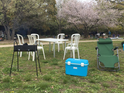 配送可(佐川220サイズ)テラスお庭に、白のガーデンテーブル