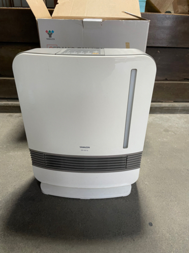 山善 加湿セラミックヒーター DF-KS12 1200W