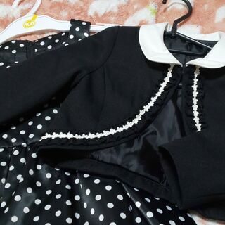 ベビー　キッズ　ドレス 白黒ドットの画像