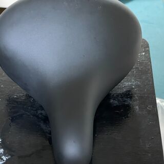 シティサイクルのサドルです。