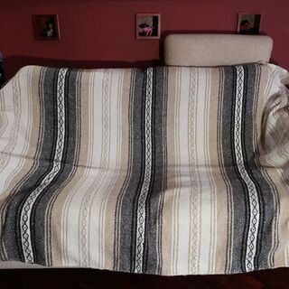 メキシコで購入した毛布／ソファカバーにも