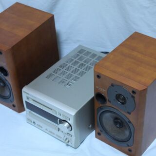 ONKYO　CDMDチューナーコンポの画像