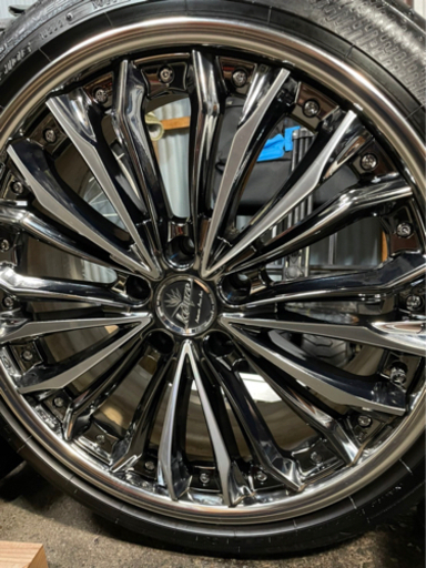 売約済み！クレンツェ！225/40/19！！クラウンなどに！！クレンツェ・フェルゼンのホイールタイヤ付‼️