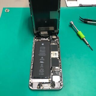 iPhone修理　承ります（総務省登録修理業者）※お持ち込み修理のみ