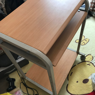 やり取り中 パソコンデスク